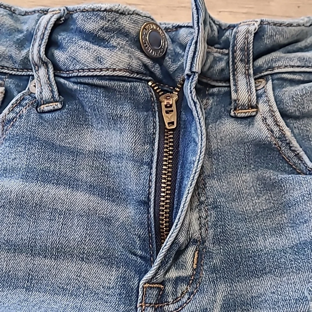 AE Shortie High Rise Shorts Crochet Pockets Size 4 - Picture 6 of 10